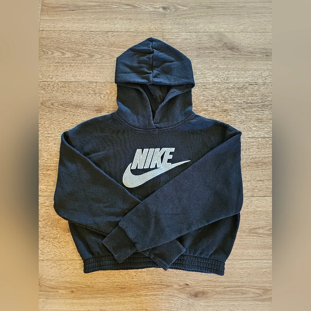 Cropped Nike Black Hoodie, Size Small